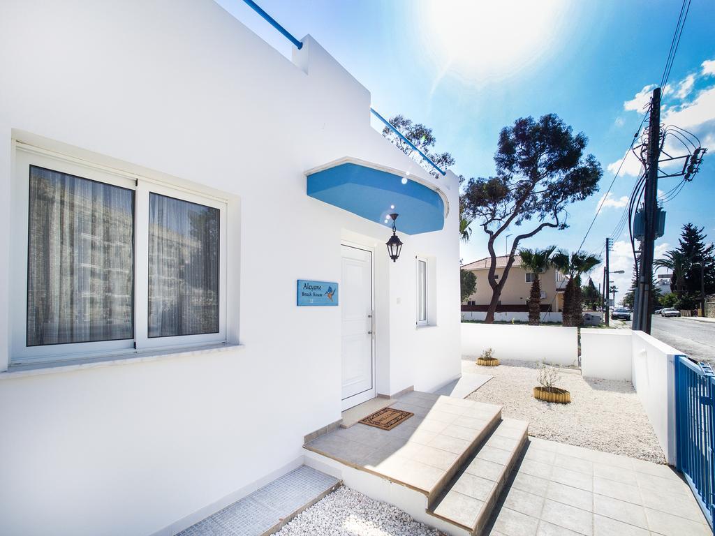 Alcyone Beach House Oroklini Exterior foto