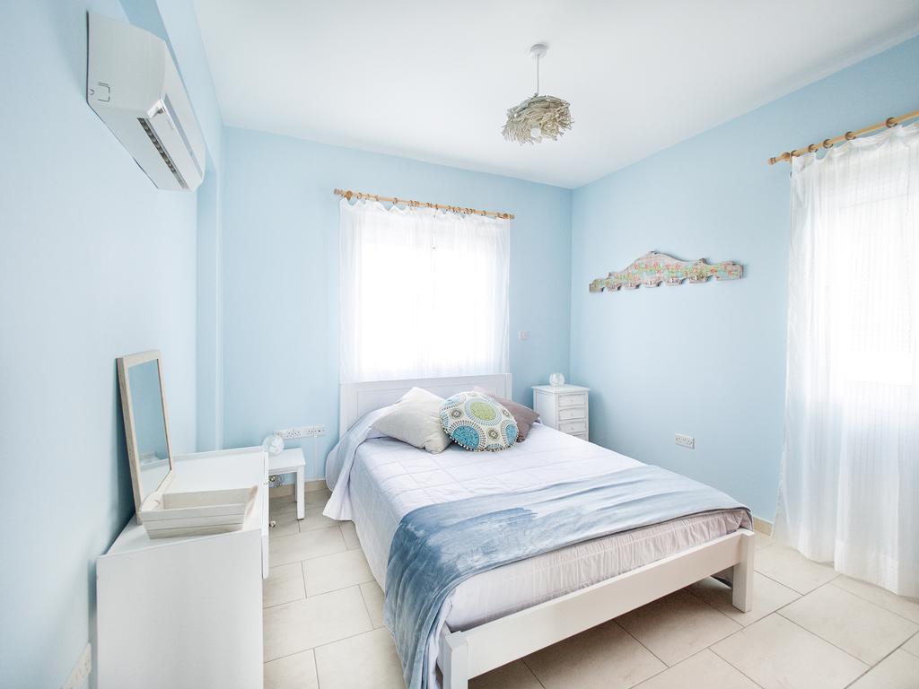 Alcyone Beach House Oroklini Exterior foto