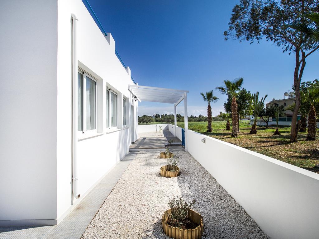 Alcyone Beach House Oroklini Exterior foto